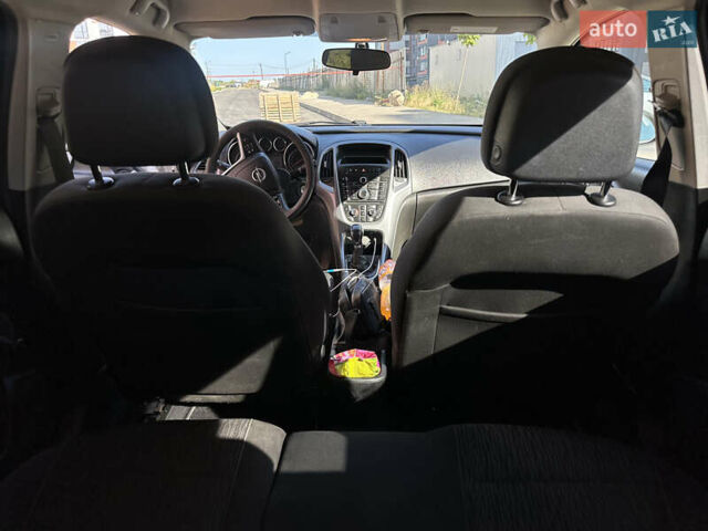 Серый Опель Астра, объемом двигателя 1.69 л и пробегом 212 тыс. км за 7500 $, фото 10 на Automoto.ua