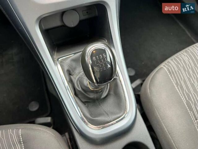 Серый Опель Астра, объемом двигателя 1.7 л и пробегом 330 тыс. км за 4000 $, фото 30 на Automoto.ua