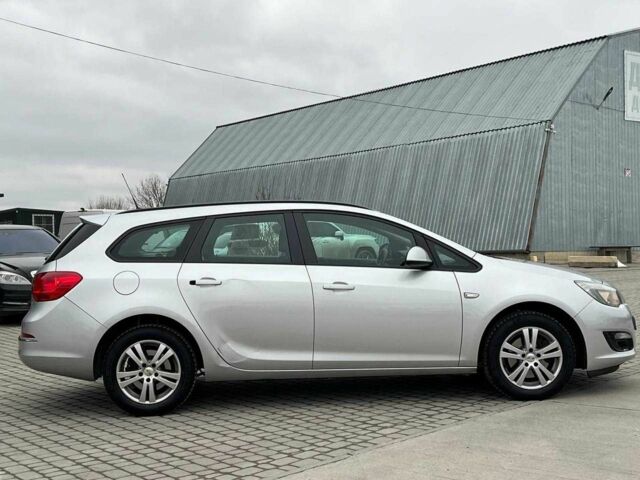 Серый Опель Астра, объемом двигателя 1.7 л и пробегом 330 тыс. км за 5990 $, фото 9 на Automoto.ua