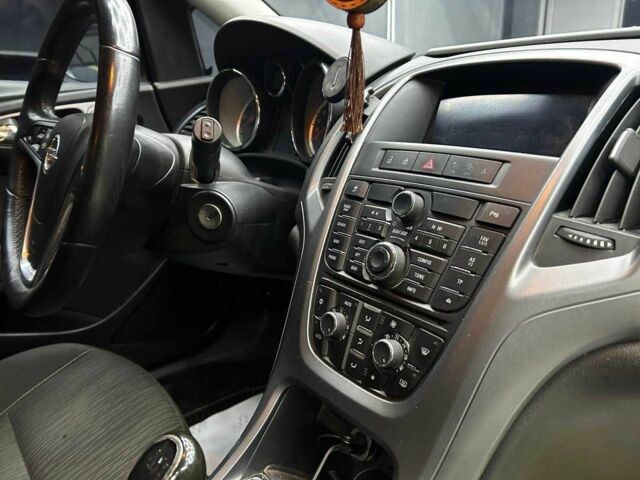 Сірий Опель Астра, об'ємом двигуна 1.7 л та пробігом 275 тис. км за 6600 $, фото 13 на Automoto.ua