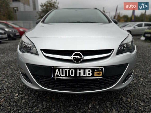 Опель Астра 2013 в Бердичеве на Automoto.ua Серый Опель Астра, объемом двигателя 1.69 л и пробегом 254 тыс. км за 8000 $, фото 3 на Automoto.ua