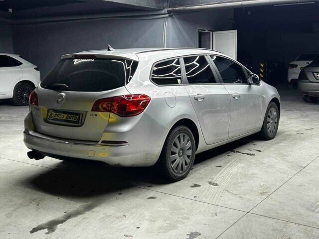 Сірий Опель Астра, об'ємом двигуна 1.7 л та пробігом 275 тис. км за 6600 $, фото 5 на Automoto.ua