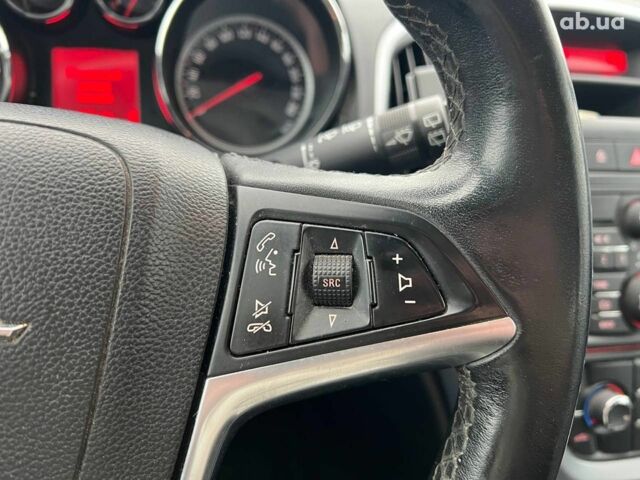 Сірий Опель Астра, об'ємом двигуна 1.7 л та пробігом 330 тис. км за 4000 $, фото 22 на Automoto.ua