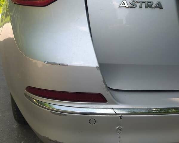 Серый Опель Астра, объемом двигателя 1.69 л и пробегом 330 тыс. км за 6100 $, фото 12 на Automoto.ua