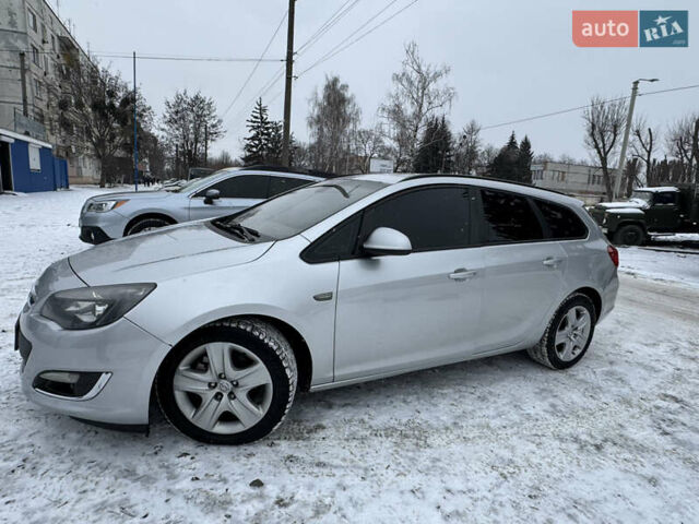 Серый Опель Астра, объемом двигателя 1.69 л и пробегом 325 тыс. км за 6999 $, фото 4 на Automoto.ua