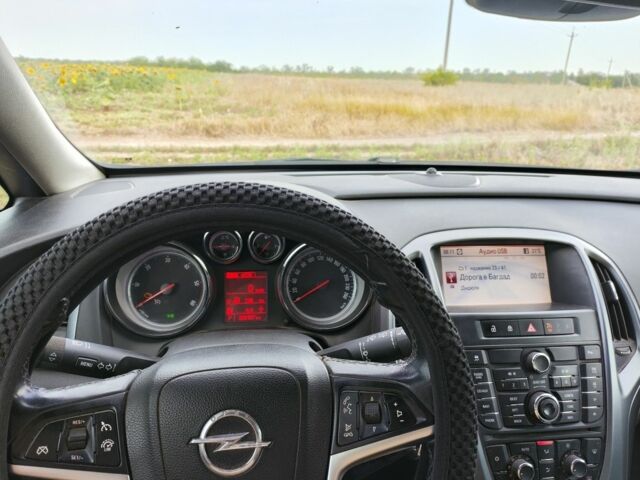 Серый Опель Астра, объемом двигателя 2 л и пробегом 288 тыс. км за 7600 $, фото 5 на Automoto.ua