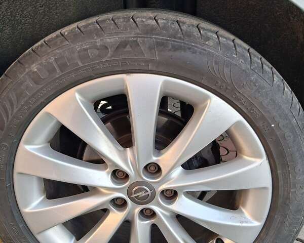 Опель Астра 2013 в Коломые на Automoto.ua Серый Опель Астра, объемом двигателя 1.4 л и пробегом 139 тыс. км за 6800 $, фото 10 на Automoto.ua