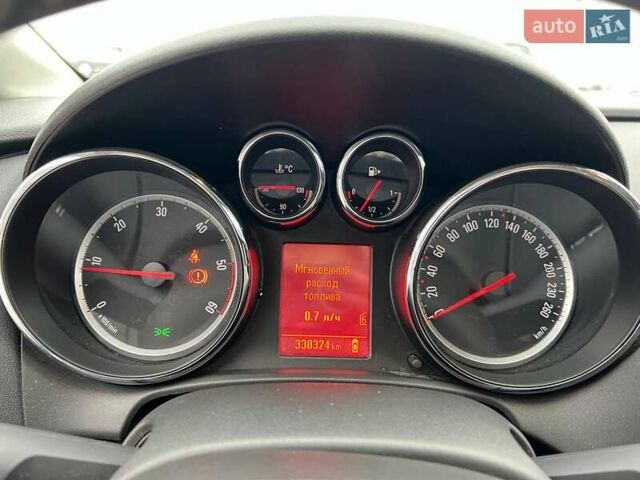 Серый Опель Астра, объемом двигателя 1.7 л и пробегом 330 тыс. км за 4000 $, фото 20 на Automoto.ua