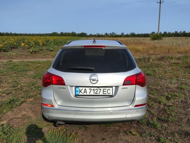 Серый Опель Астра, объемом двигателя 2 л и пробегом 288 тыс. км за 7600 $, фото 2 на Automoto.ua