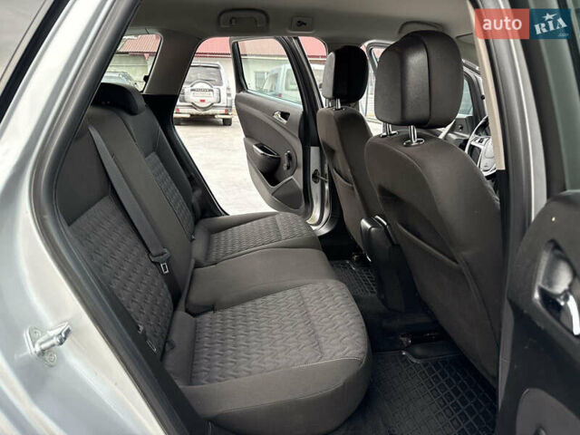 Сірий Опель Астра, об'ємом двигуна 1.7 л та пробігом 250 тис. км за 7300 $, фото 32 на Automoto.ua