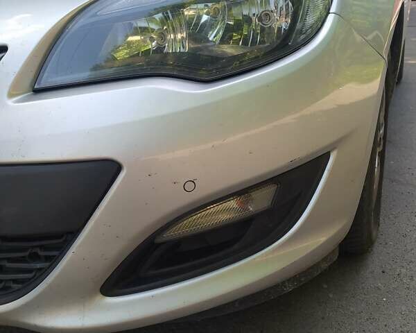 Серый Опель Астра, объемом двигателя 1.69 л и пробегом 330 тыс. км за 6100 $, фото 5 на Automoto.ua