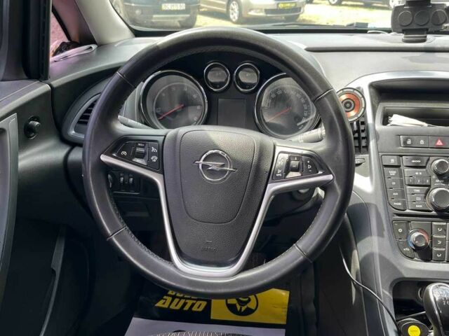 Серый Опель Астра, объемом двигателя 1.7 л и пробегом 197 тыс. км за 7400 $, фото 11 на Automoto.ua