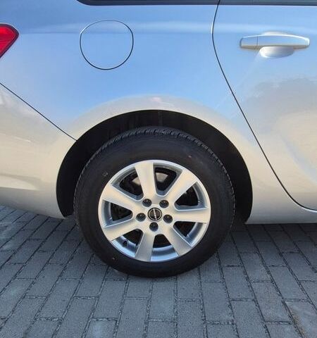 Сірий Опель Астра, об'ємом двигуна 1.7 л та пробігом 218 тис. км за 6800 $, фото 41 на Automoto.ua