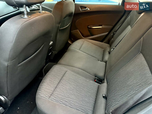 Серый Опель Астра, объемом двигателя 1.6 л и пробегом 204 тыс. км за 7499 $, фото 17 на Automoto.ua