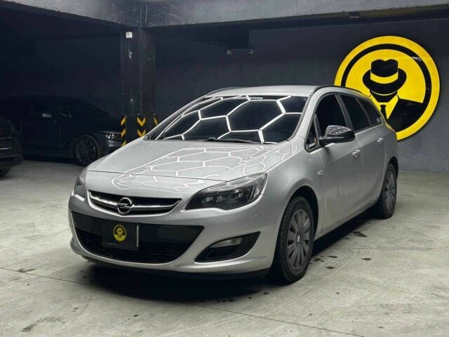 Сірий Опель Астра, об'ємом двигуна 1.7 л та пробігом 275 тис. км за 6600 $, фото 2 на Automoto.ua