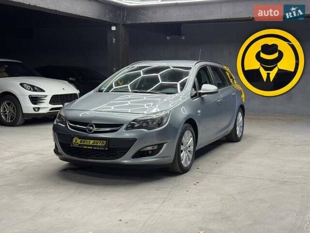 Серый Опель Астра, объемом двигателя 1.7 л и пробегом 208 тыс. км за 8800 $, фото 2 на Automoto.ua