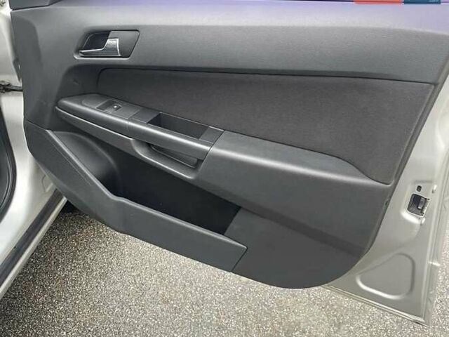 Серый Опель Астра, объемом двигателя 1.6 л и пробегом 235 тыс. км за 6299 $, фото 26 на Automoto.ua