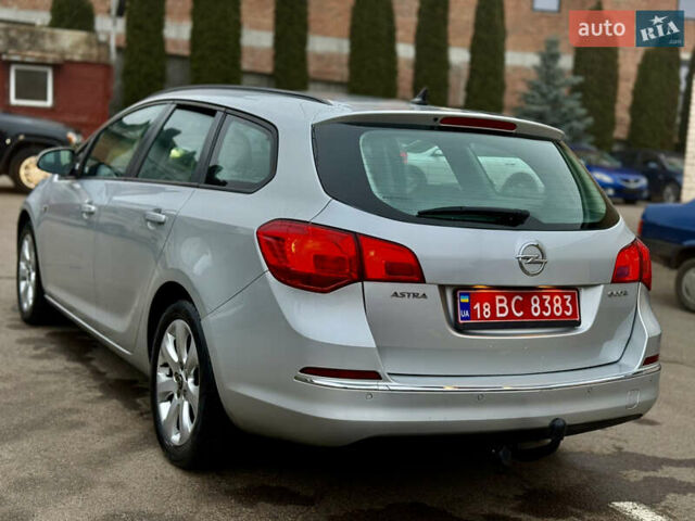 Серый Опель Астра, объемом двигателя 1.6 л и пробегом 204 тыс. км за 7499 $, фото 8 на Automoto.ua