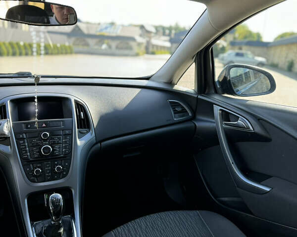 Сірий Опель Астра, об'ємом двигуна 1.7 л та пробігом 256 тис. км за 7000 $, фото 19 на Automoto.ua