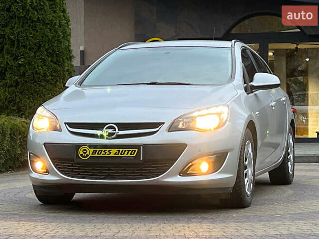 Серый Опель Астра, объемом двигателя 1.69 л и пробегом 270 тыс. км за 8500 $, фото 2 на Automoto.ua