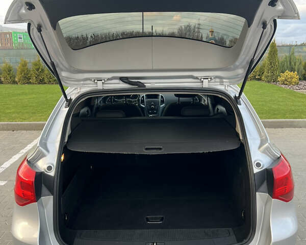 Сірий Опель Астра, об'ємом двигуна 1.7 л та пробігом 256 тис. км за 7300 $, фото 34 на Automoto.ua