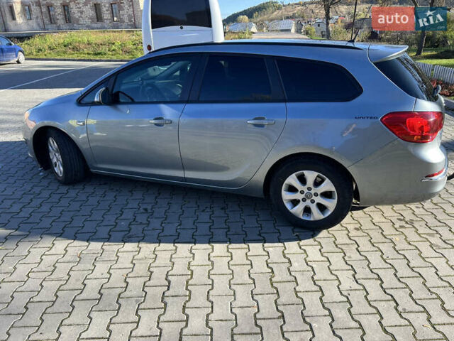 Опель Астра 2013 в Бережанах на Automoto.ua Серый Опель Астра, объемом двигателя 1.7 л и пробегом 210 тыс. км за 8000 $, фото 1 на Automoto.ua