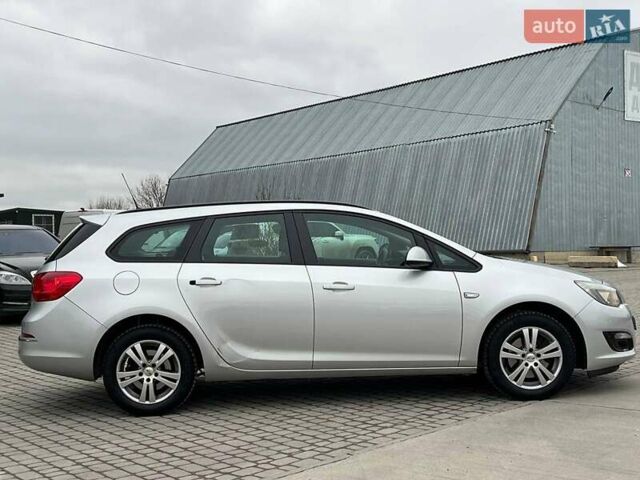 Серый Опель Астра, объемом двигателя 1.7 л и пробегом 330 тыс. км за 4000 $, фото 7 на Automoto.ua