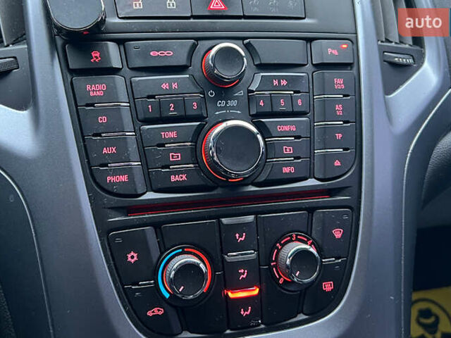 Серый Опель Астра, объемом двигателя 1.69 л и пробегом 270 тыс. км за 8500 $, фото 14 на Automoto.ua