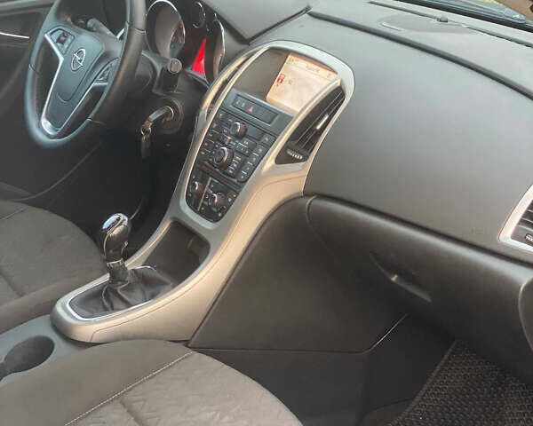 Сірий Опель Астра, об'ємом двигуна 1.69 л та пробігом 229 тис. км за 6800 $, фото 18 на Automoto.ua