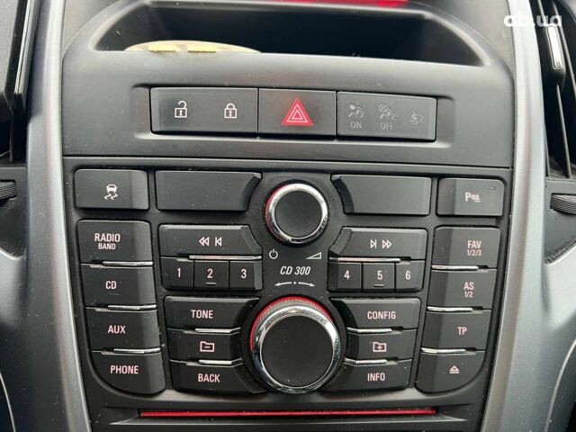 Сірий Опель Астра, об'ємом двигуна 1.7 л та пробігом 330 тис. км за 4000 $, фото 28 на Automoto.ua