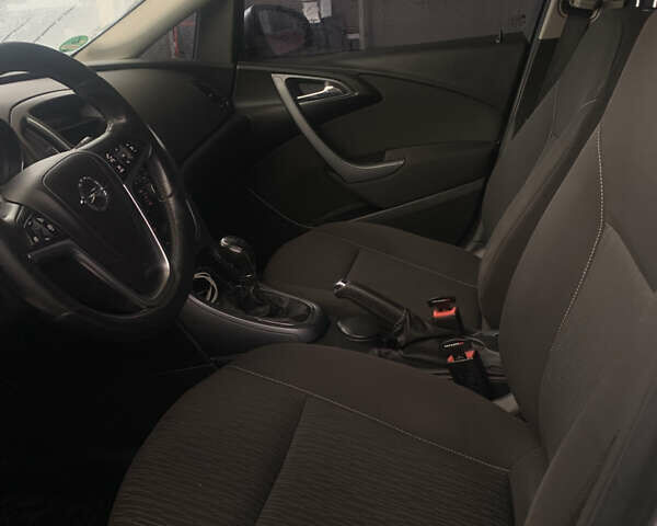 Серый Опель Астра, объемом двигателя 1.69 л и пробегом 283 тыс. км за 6900 $, фото 9 на Automoto.ua