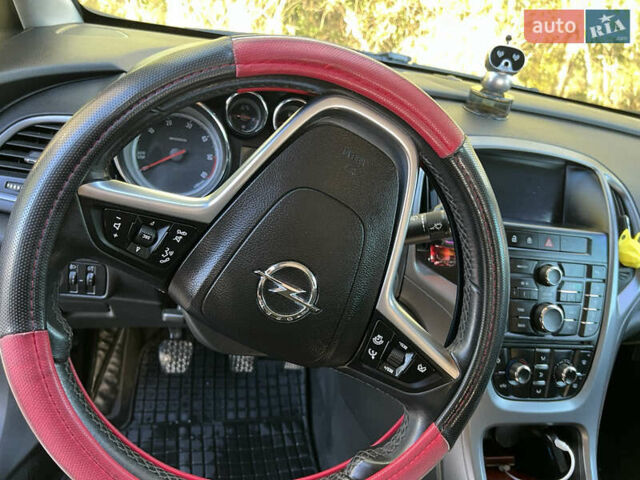 Опель Астра 2013 в Бережанах на Automoto.ua Серый Опель Астра, объемом двигателя 1.7 л и пробегом 210 тыс. км за 8000 $, фото 10 на Automoto.ua