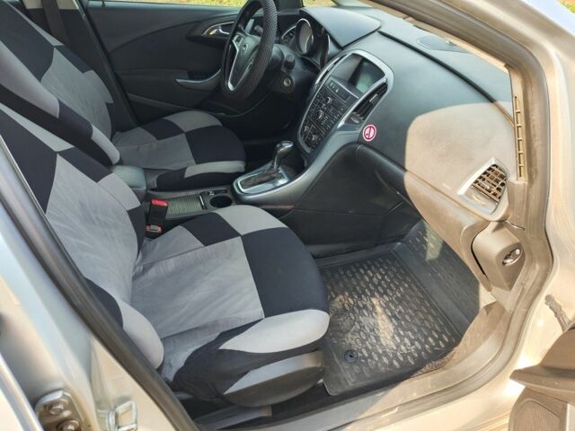 Серый Опель Астра, объемом двигателя 2 л и пробегом 288 тыс. км за 7600 $, фото 10 на Automoto.ua