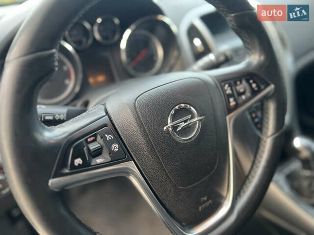 Сірий Опель Астра, об'ємом двигуна 1.7 л та пробігом 256 тис. км за 7300 $, фото 17 на Automoto.ua