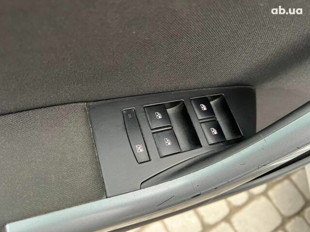 Сірий Опель Астра, об'ємом двигуна 1.7 л та пробігом 330 тис. км за 4000 $, фото 15 на Automoto.ua