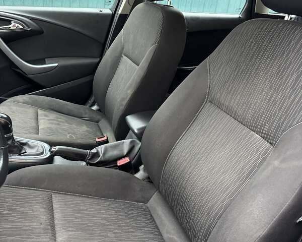 Серый Опель Астра, объемом двигателя 1.69 л и пробегом 458 тыс. км за 6948 $, фото 6 на Automoto.ua