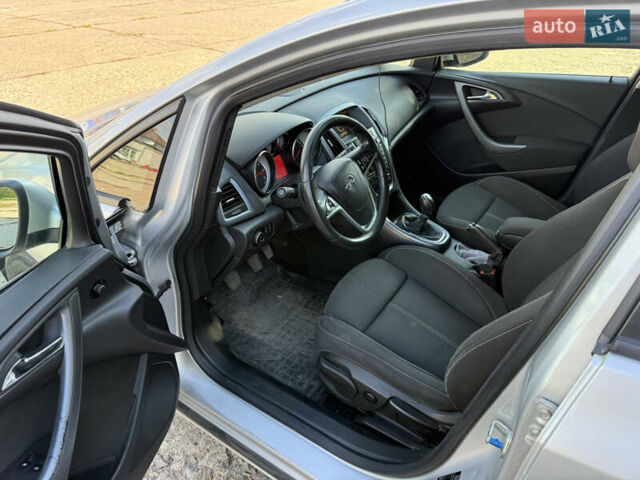 Сірий Опель Астра, об'ємом двигуна 1.69 л та пробігом 229 тис. км за 6999 $, фото 33 на Automoto.ua