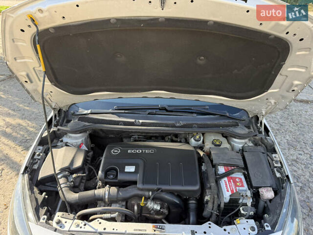 Сірий Опель Астра, об'ємом двигуна 1.69 л та пробігом 229 тис. км за 6999 $, фото 43 на Automoto.ua