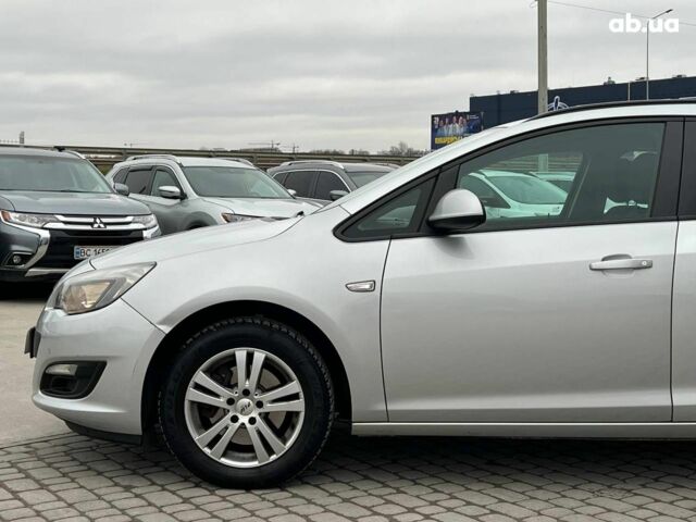 Сірий Опель Астра, об'ємом двигуна 1.7 л та пробігом 330 тис. км за 4000 $, фото 3 на Automoto.ua