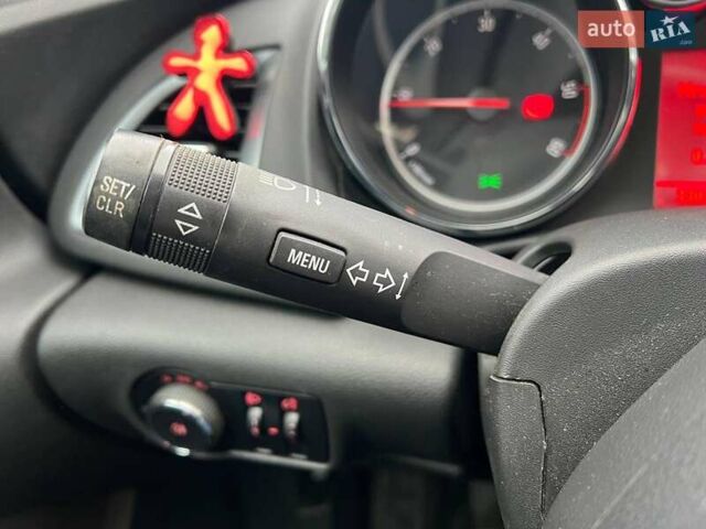 Серый Опель Астра, объемом двигателя 1.7 л и пробегом 330 тыс. км за 4000 $, фото 25 на Automoto.ua