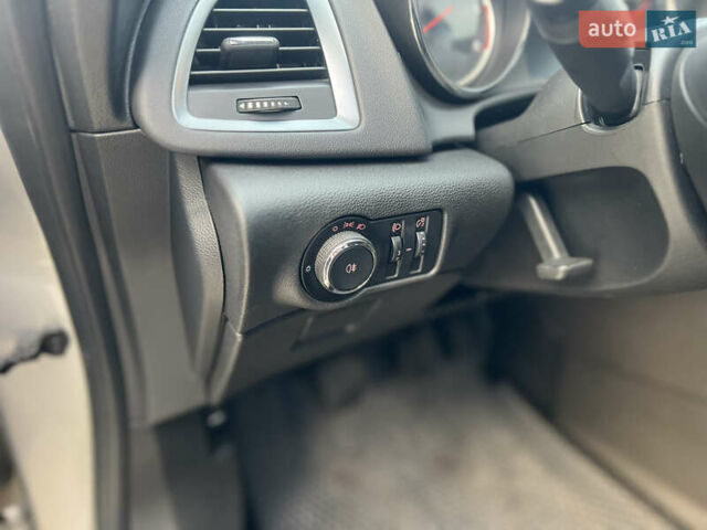 Сірий Опель Астра, об'ємом двигуна 1.7 л та пробігом 256 тис. км за 7300 $, фото 15 на Automoto.ua