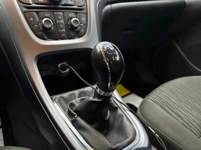 Сірий Опель Астра, об'ємом двигуна 1.7 л та пробігом 275 тис. км за 6600 $, фото 10 на Automoto.ua