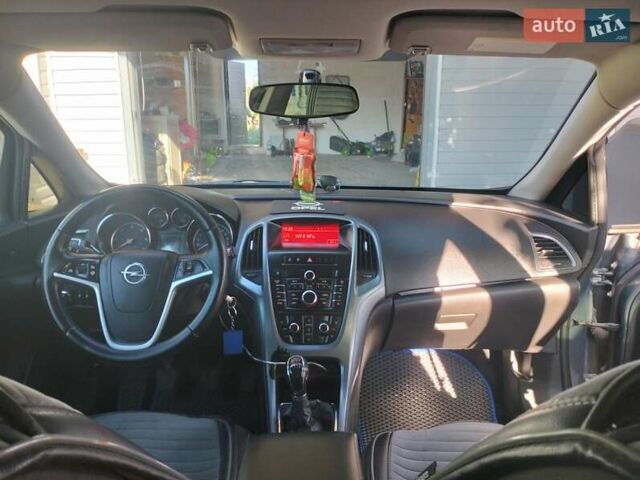 Сірий Опель Астра, об'ємом двигуна 1.7 л та пробігом 300 тис. км за 7300 $, фото 1 на Automoto.ua