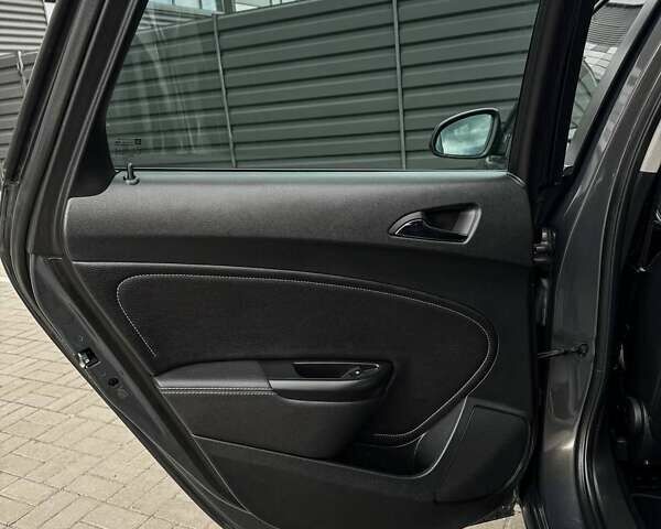 Сірий Опель Астра, об'ємом двигуна 1.6 л та пробігом 170 тис. км за 9200 $, фото 57 на Automoto.ua