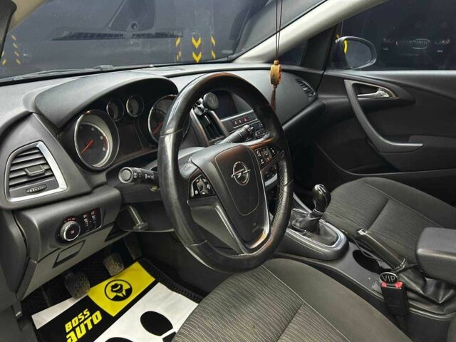 Сірий Опель Астра, об'ємом двигуна 1.7 л та пробігом 275 тис. км за 6600 $, фото 7 на Automoto.ua