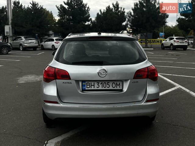 Опель Астра 2013 в Одессе на Automoto.ua Серый Опель Астра, объемом двигателя 1.69 л и пробегом 193 тыс. км за 7200 $, фото 6 на Automoto.ua