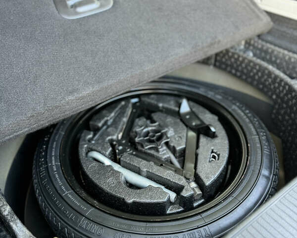 Сірий Опель Астра, об'ємом двигуна 1.7 л та пробігом 256 тис. км за 7000 $, фото 31 на Automoto.ua