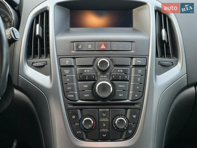 Сірий Опель Астра, об'ємом двигуна 1.7 л та пробігом 256 тис. км за 7300 $, фото 25 на Automoto.ua