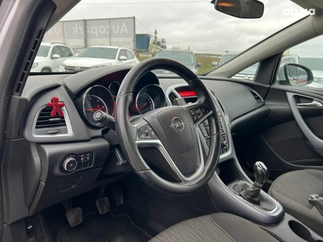 Сірий Опель Астра, об'ємом двигуна 1.7 л та пробігом 330 тис. км за 4000 $, фото 16 на Automoto.ua
