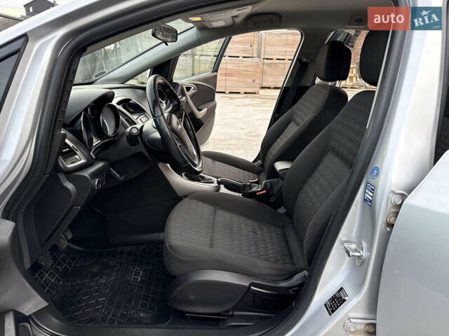 Серый Опель Астра, объемом двигателя 1.7 л и пробегом 264 тыс. км за 7200 $, фото 30 на Automoto.ua